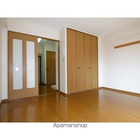 グラスリードの内装写真