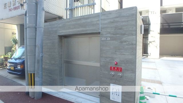 【福岡市中央区舞鶴のマンションの写真】