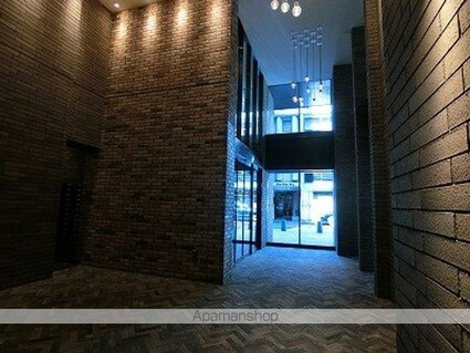 コンフォリア新宿[2DK/40.4m2]の外観3