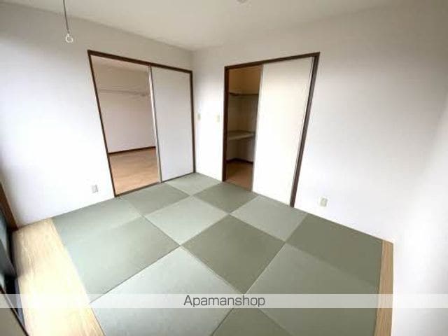ベイサージュ豊岡 E棟の内装写真