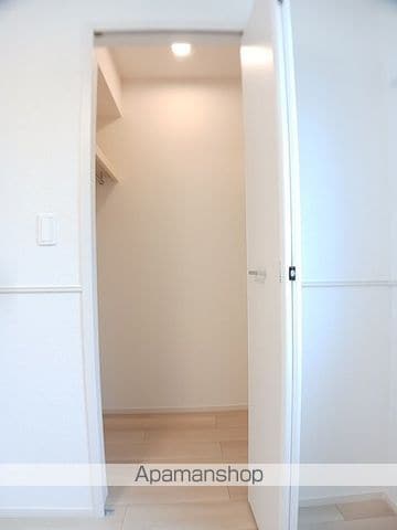 セルフィーユ Iの内装写真