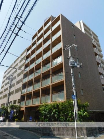 AZURE ESAKAの外観写真