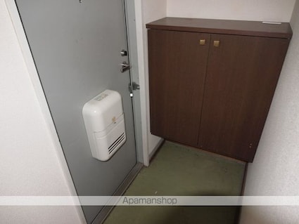 ベルジェ・荻須Ａ棟[1LDK/50.39m2]の玄関