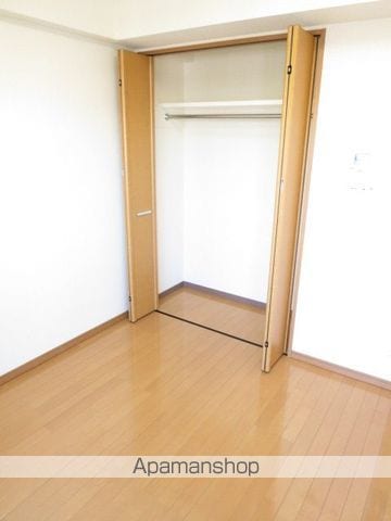 グリフィン新横浜・七番館の内装写真