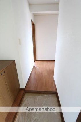 ガーデンプレイズＡ・Ｂ[2LDK/53.41m2]の玄関