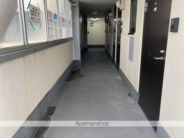 ラドウィンズの玄関写真