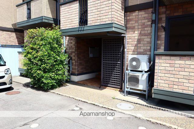 リビングタウン野々市壱番館 Bの玄関写真