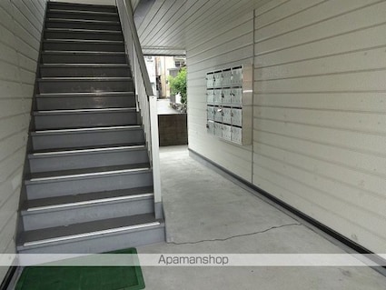 高知県高知市朝倉西町１丁目[1R/26.44m2]の共用部1