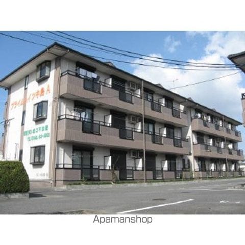 プライムハイツ中島A棟の外観写真