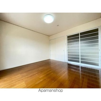 国見パーソナルＶ[1K/26.4m2]のリビング・居間2