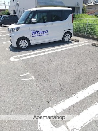 和歌山県和歌山市楠見中[1K/23.58m2]の駐車場2