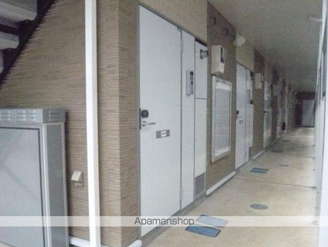 レオパレス本天沼ETの玄関写真