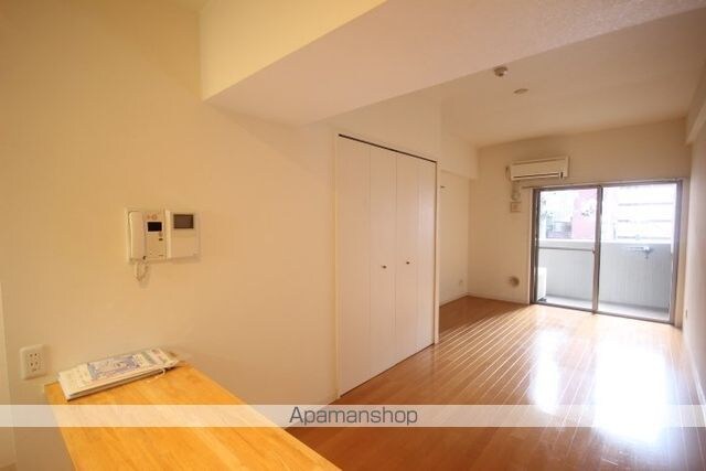 グラビスコート上幟町[1R/34.16m2]のリビング・居間