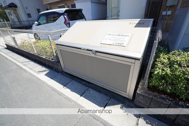 FENNELの外観写真