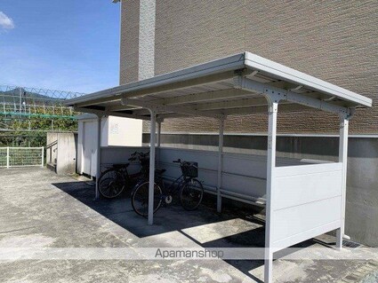 レオパレス中央西[1K/23.61m2]の共用部1