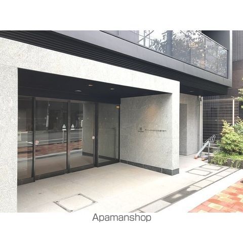 ザ・パークハビオ日本橋馬喰町の玄関写真
