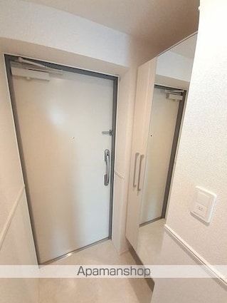 ル　コンフィーエ　サンカント[1K/25.09m2]の玄関