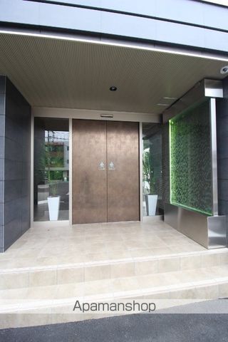N・O桜と道の玄関写真