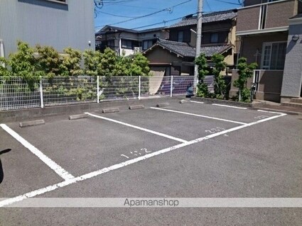 和歌山県和歌山市木ノ本[2DK/54.32m2]の駐車場1