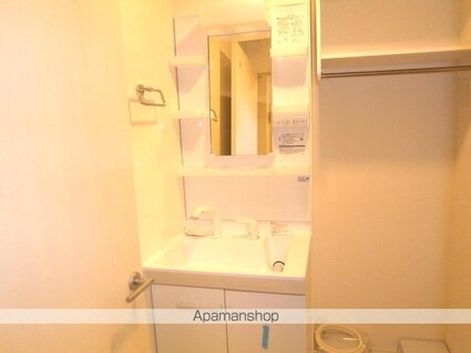 ブランエール白鳥[1LDK/40.1m2]の洗面所