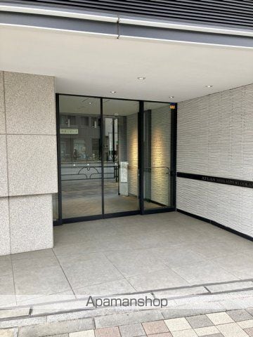 アトラス西日暮里道灌山の玄関写真