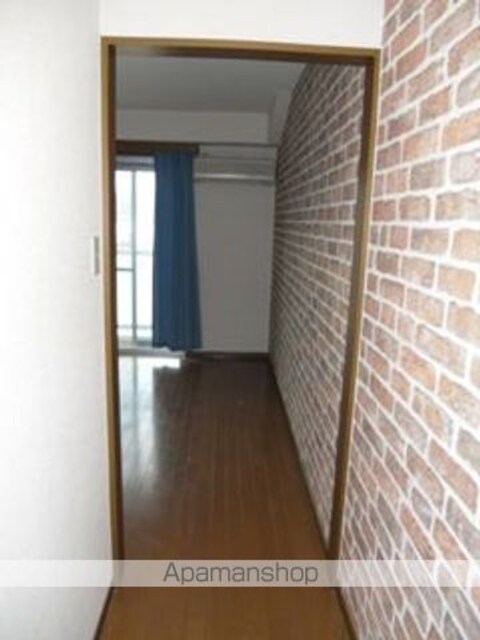 和歌山県和歌山市市小路[1R/24.57m2]のリビング・居間1