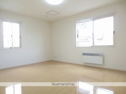 リビングタウン鳴滝　Ｄ[1LDK/62.1m2]のリビング・居間