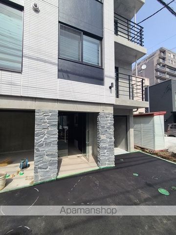オルセーリュクス山鼻の玄関写真