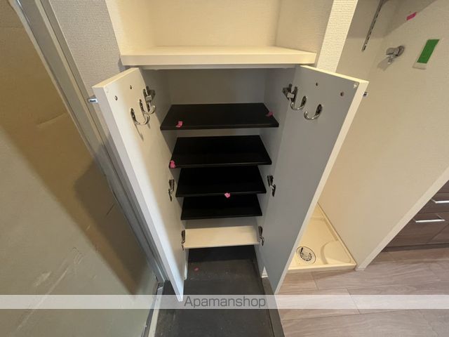 セレニテ新大阪プリエの内装写真
