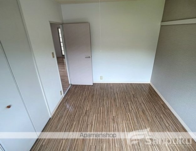 アイリス川原の内装写真