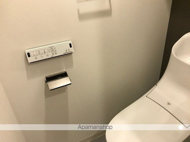 ＧＲＡＮＤ三軒茶屋ＷＥＳＴ[1K/25.77m2]のトイレ1