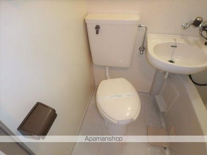 メゾン・ド・オンブラージュ[1K/16.24m2]のトイレ