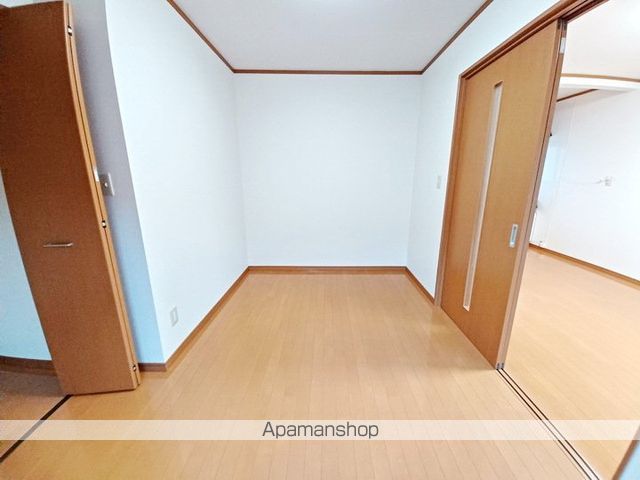 イーストの内装写真
