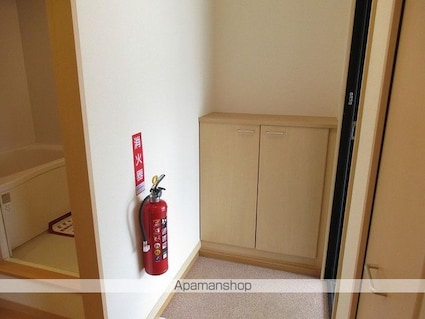 ポラリス[2K/43m2]の玄関