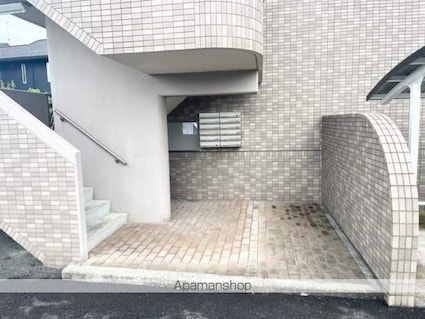 Ａｎｅｓｉｓ守山[1LDK/40m2]のエントランス1