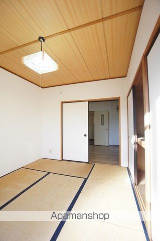 アイリス・クィーン A棟の内装写真
