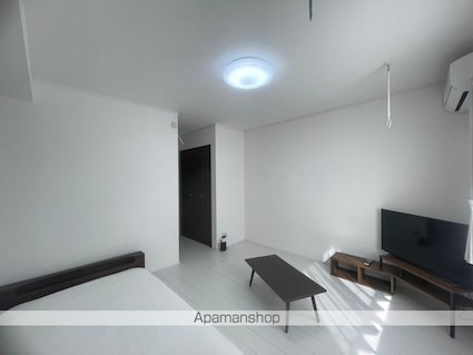 Ｇｒａｎｄ　Ｒａｖｅ　Ⅰ[1K/28.99m2]のリビング・居間2