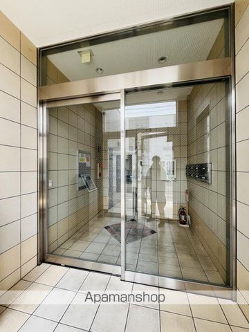 近鉄南大阪線 針中野駅 徒歩8分 4階建 築19年の玄関写真