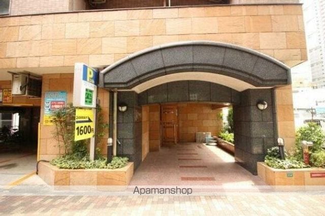 アーバイル池袋EASTの玄関写真