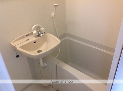 レオパレスヌーヴォグラン富久山[1K/20.81m2]のバス