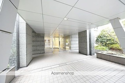 ＳｈｉｂａｕｒａＣｒｙｓｔａｌ　品川レジデンス[3LDK/121.37m2]のエントランス2