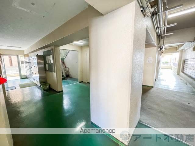 大聖ハイツ 東棟の玄関写真