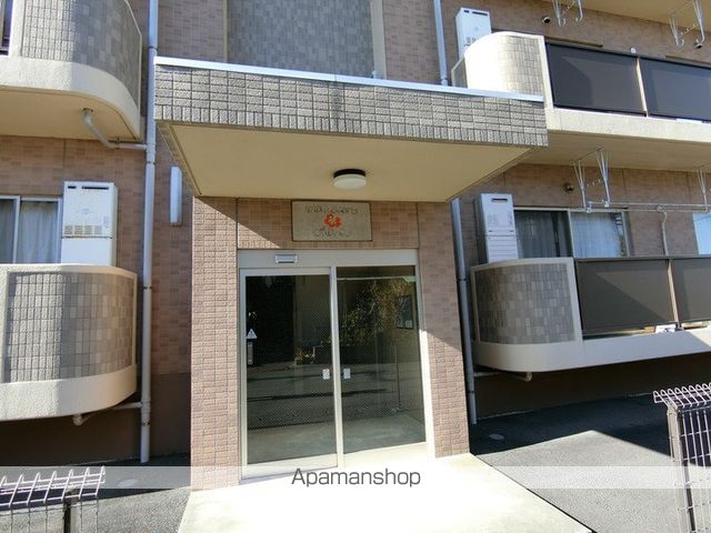 マンションOHANAの玄関写真
