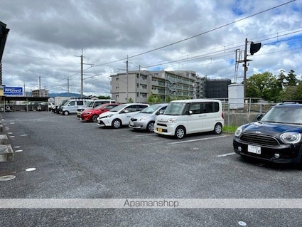 ボナールヴィレッジ[2LDK/53.98m2]の駐車場2