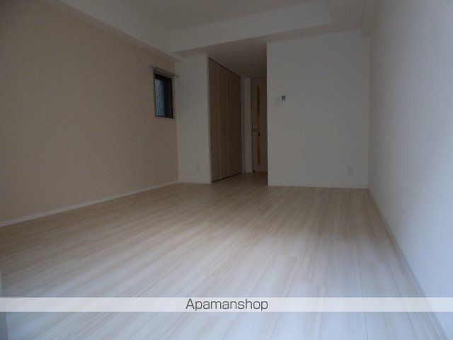 コンフォリア心斎橋EASTの内装写真