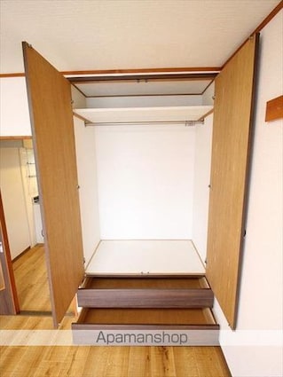 ＭＯＲＥビル　モアビル[1K/25m2]の収納
