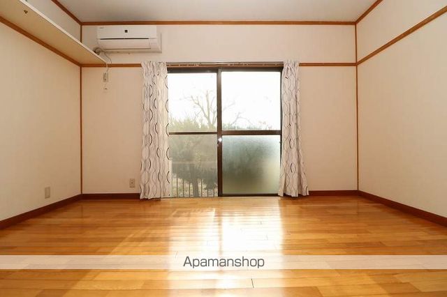 ハイツ花岡の内装写真