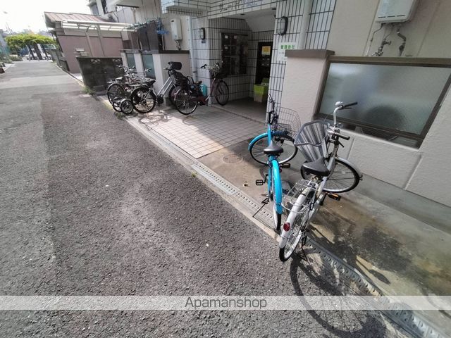 サニーハイツ根上の玄関写真