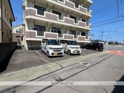 ジョイ・グリーン[1K/29m2]の駐車場