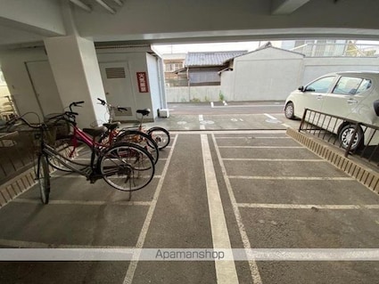 Ｒａｆｆｌｅｓ　Ｅｘｃｅｌｌｅｎｔ（仏生山町）[1DK/36.4m2]の共用部1